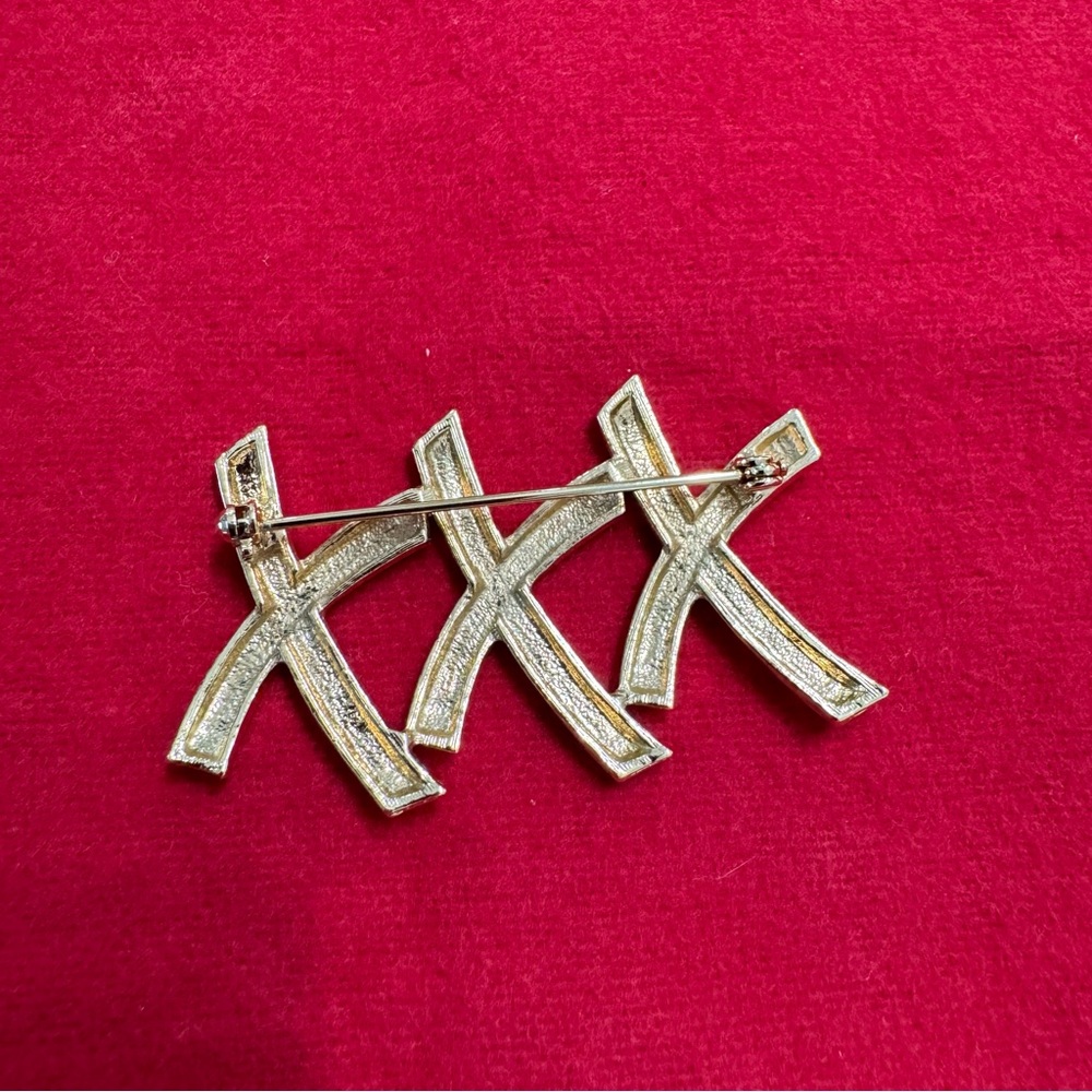 Brooche - Picture 4 of 4